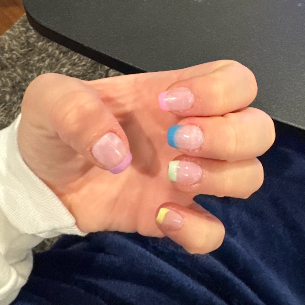 Hand painted custom fake nails